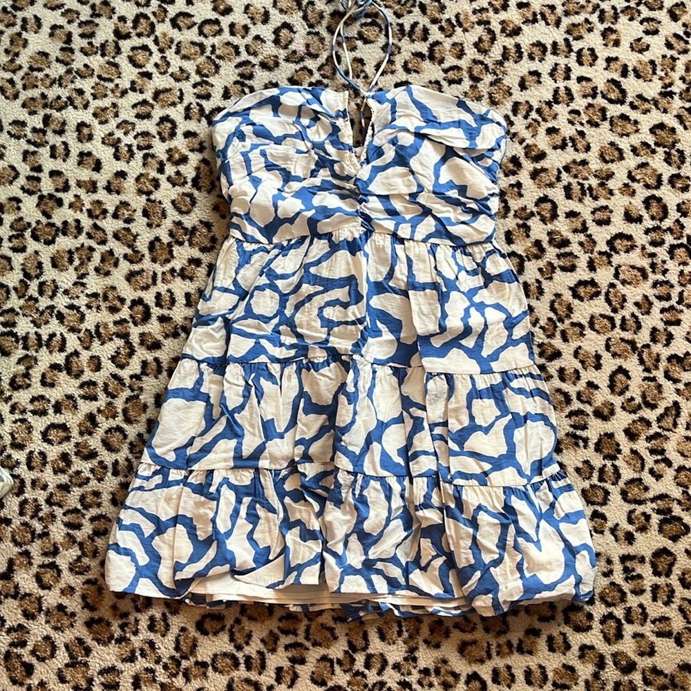 Elegant Strapless Blue and White Dress